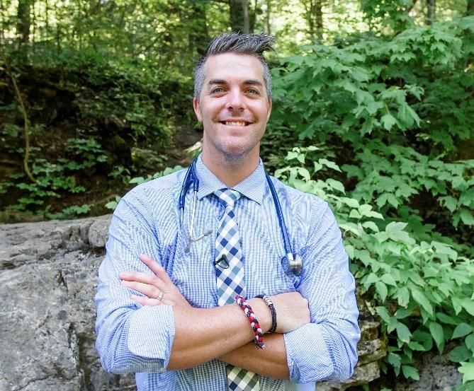 Dr Kenneth Groves, ND